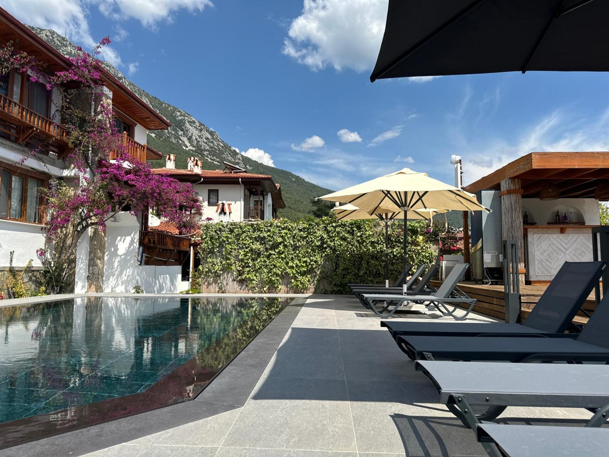 Tomsan * Akyaka (Mugla)